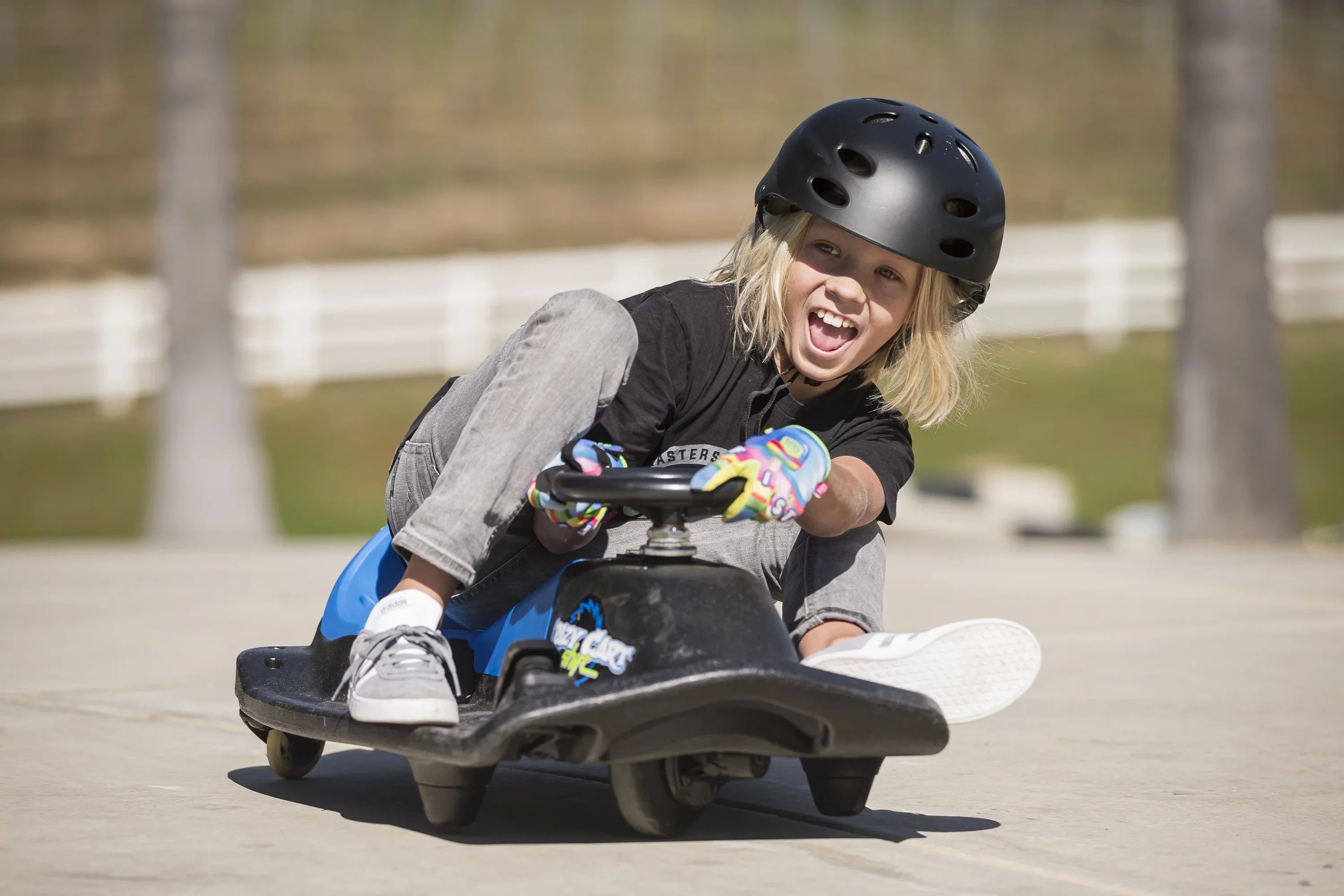 Razor Crazy Cart Shift - 12V Electric Drifting Go Kart for Kids - New High/Low Speed Switch and Simplified Drifting System