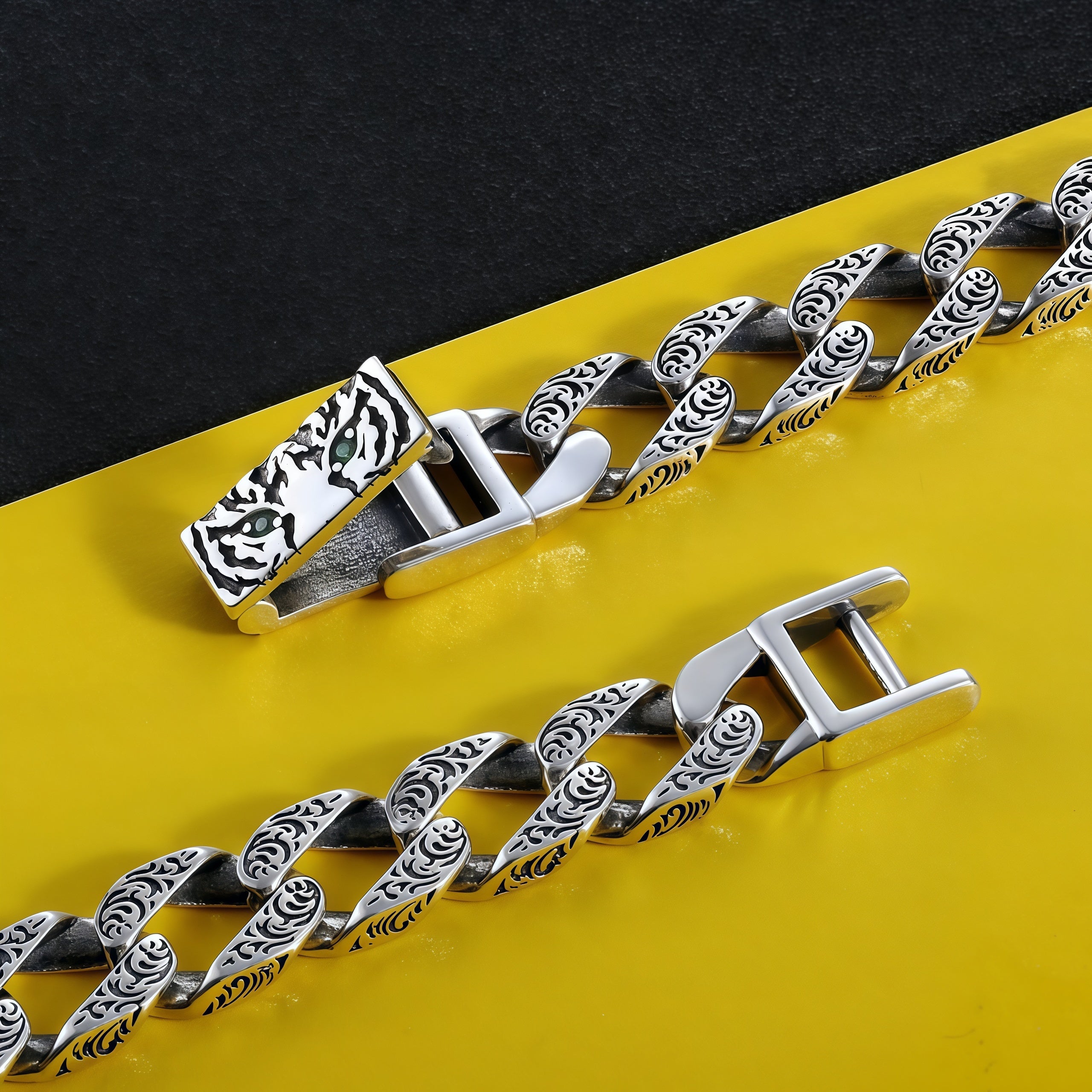 Vintage Engraved Tiger Head Curb Chain ID Bracelet For Men, Copper Plated Silver Inlaid Green CZ Eye Biker Punk Casual Wrist Jewelry Gift